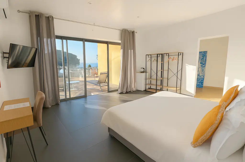 Suite luxe Hôtel La Cigale à La Croix-Valmer proche Golfe de Saint-Tropez