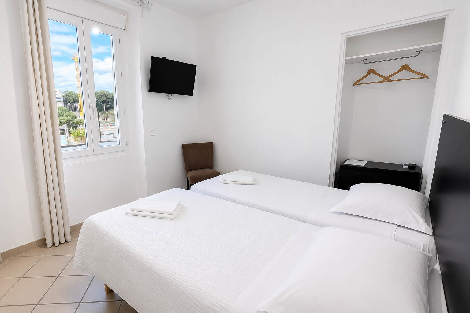 twin-hotel-la-cigale-ensoleille