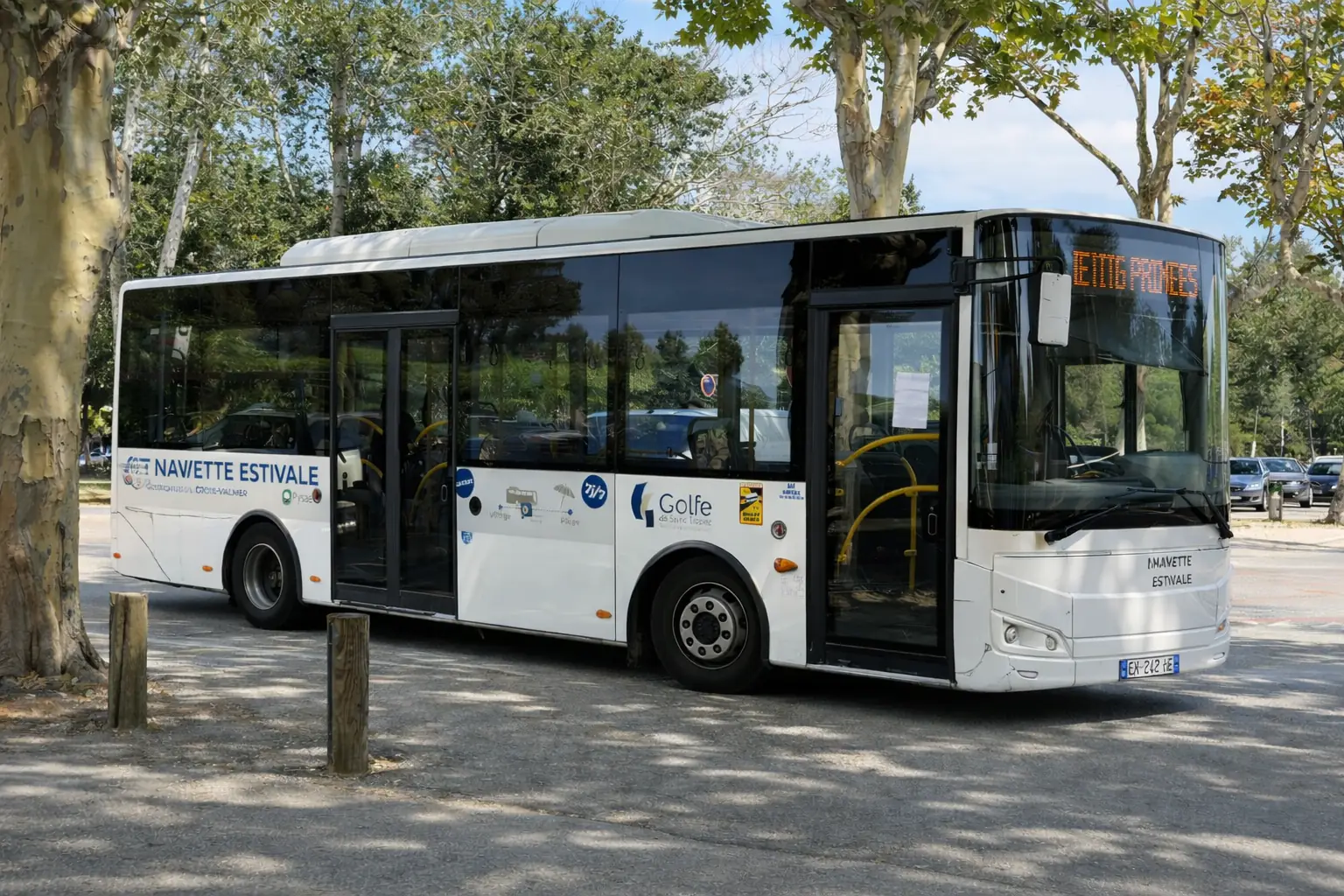 Navette gratuite au pied de l’hôtel à La Croix-Valmer pour accéder aux plages de Gigaro
